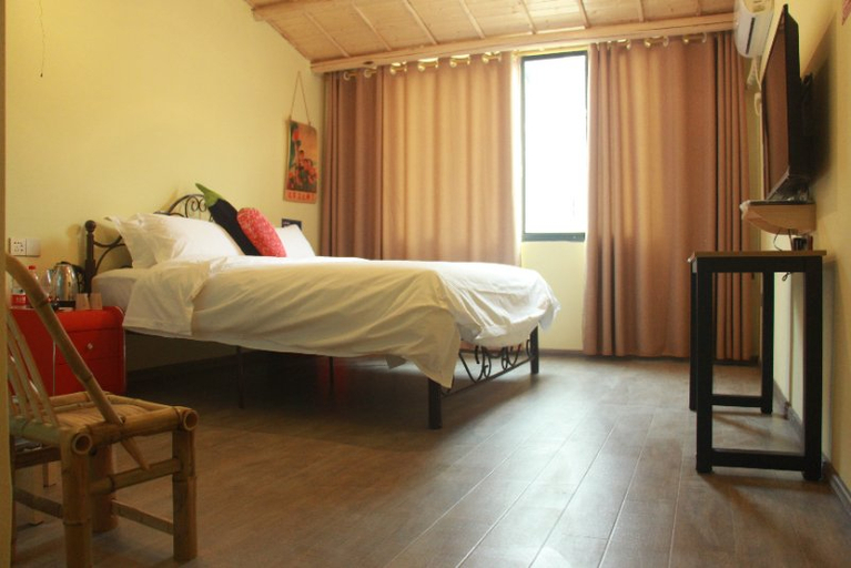 Bedroom 5, Fenglin Art Hotel, Guilin