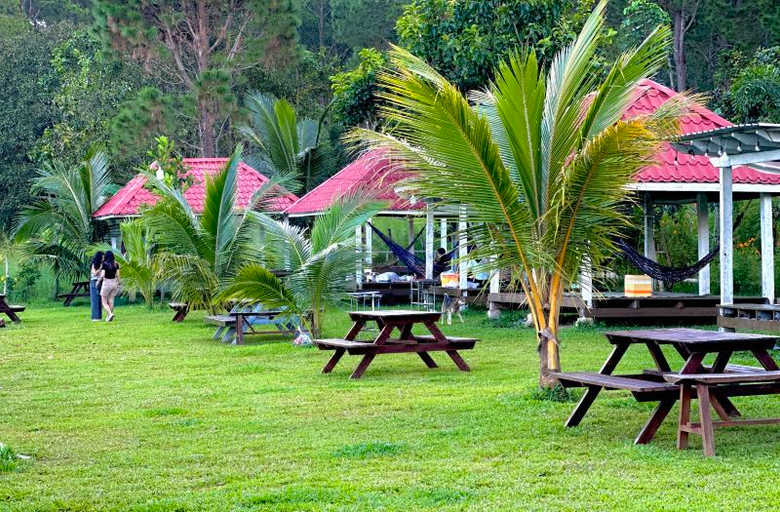 餐��, Boeung Kirirum Lumhae Resort, Kampong Seila