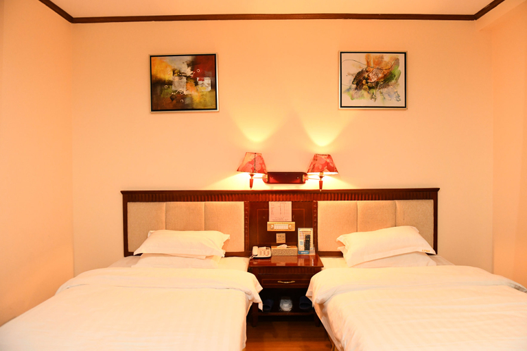 Bedroom 3, Yangming Business Hotel, Yangjiang