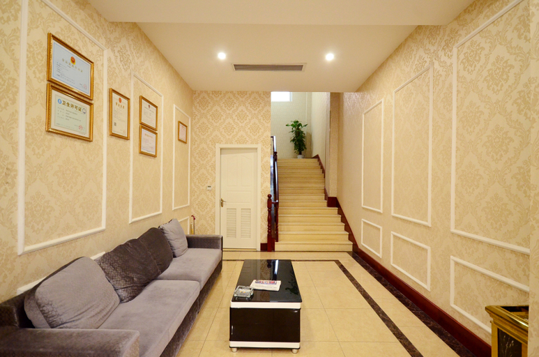 Others 3, V8 E-games Hotel, Xiaogan