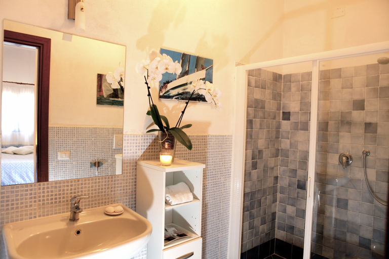 Bathroom 3, Chic Villa Antonina One Bedroom sleeps 4, Olbia-Tempio