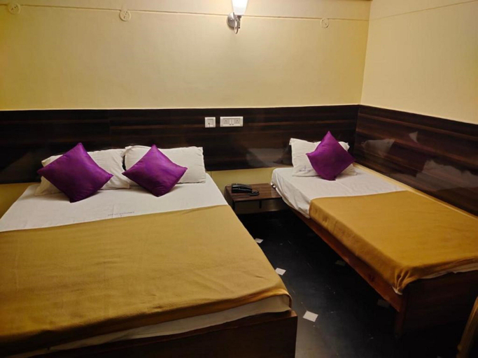 Bedroom 3, SwathiSri Residency, Tiruvannamalai