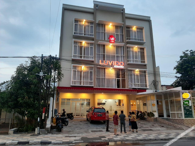 Exterior & Views 2, Luvido Residence, Semarang