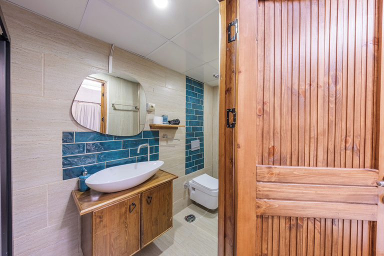 Bathroom 5, Old Town Şanlıurfa, Merkez