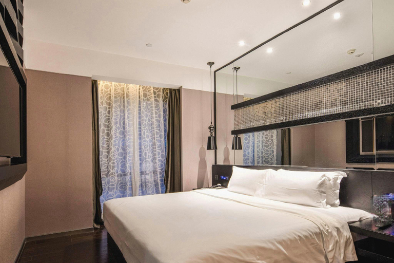 Bedroom 2, Crystal Orange Hotel Guangzhou Baiyun Airport, Guangzhou