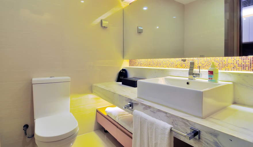Bathroom, Sweetome Vacation Rentals (Daming Lake, Shimao Plaza), Jinan