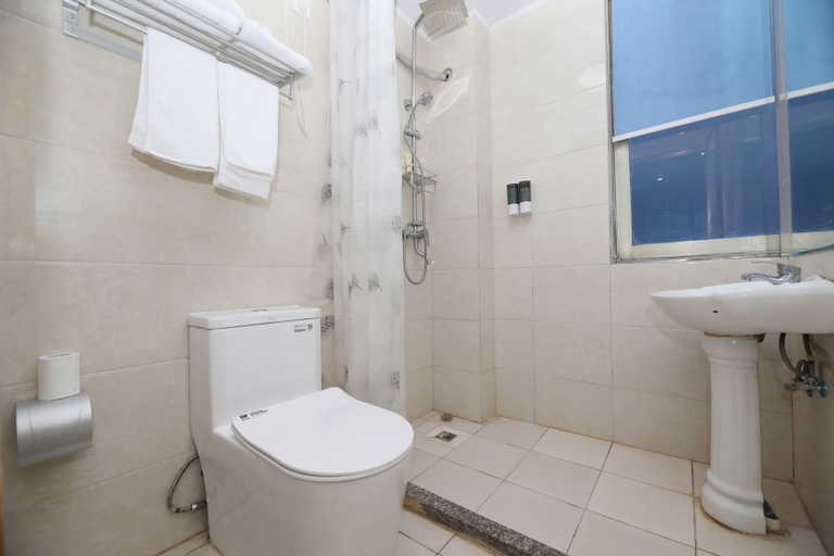 Bathroom, Luming Fashion Hotel, Ningbo