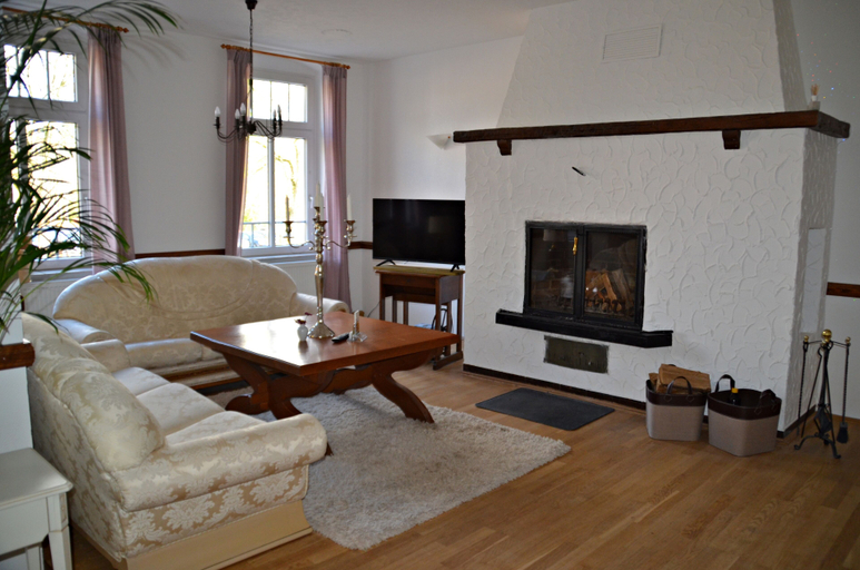 Others 5, Hotel Zur Köppe, Saale-Holzland-Kreis