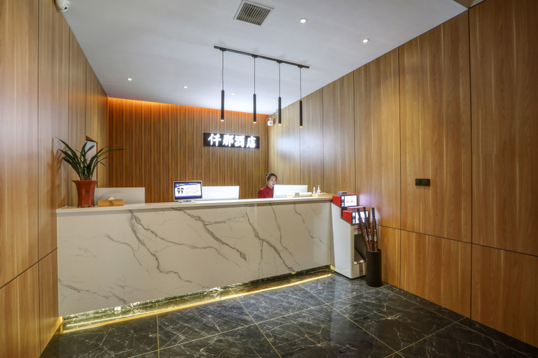 Others 4, FuGou QianNa Hotel Journey, Zhoukou