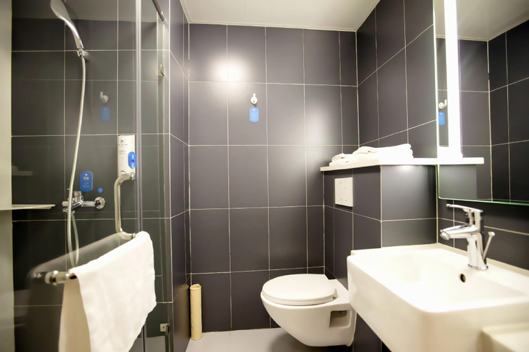 Bathroom 3, Hanting Hotel Beijing Huangcun Golden Star Bridge, Beijing