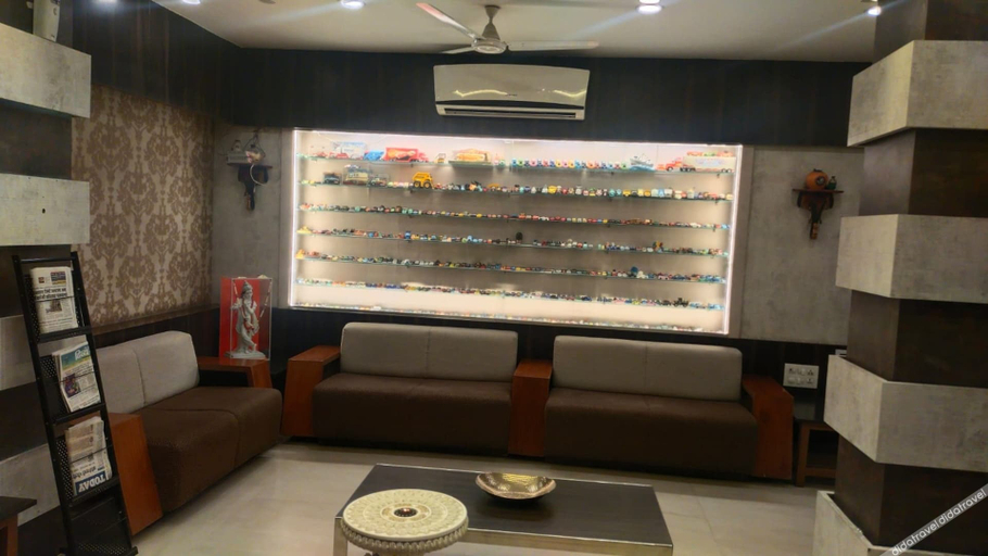 Food & Drinks, ホテル センター ポイント, Solapur