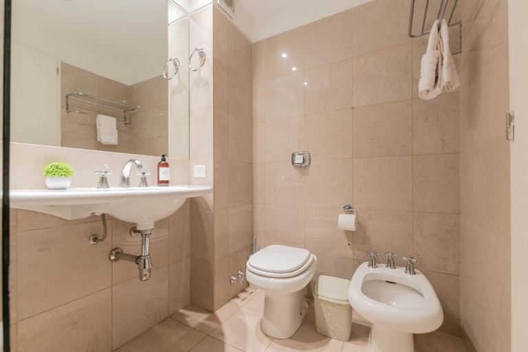 Bathroom 4, Modern Apartments in Puerto Madero, Distrito Federal