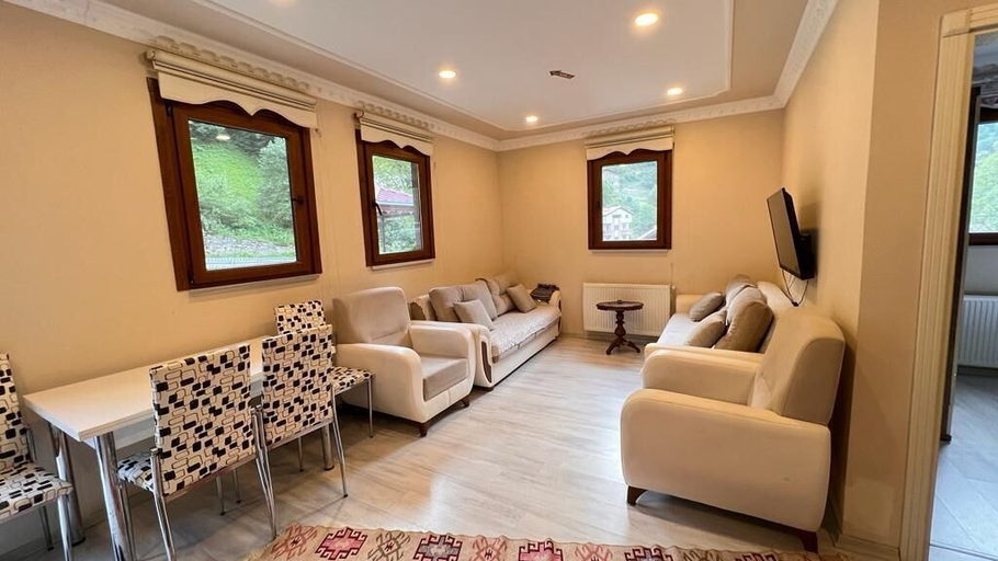 Living area 5, BAHAR VİLLA PANSİYON, Çaykara