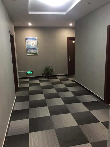 Others 4, 99 Express Hotel, Bozhou