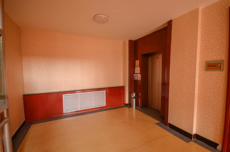 Others 3, Menggu Daying Hotel, Xining