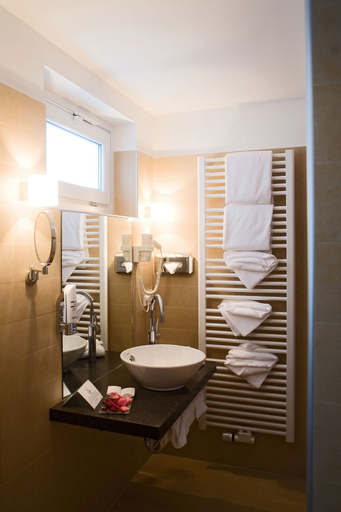 Bathroom 4, Galerie Hotel, Berchtesgadener Land