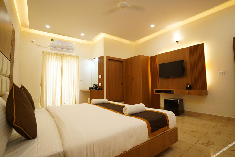 Bedroom 2, SUKHI A LUXURY STAY IN, Chikmagalur