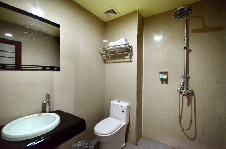 Bathroom 2, Quansheng Hotel, Wuhan