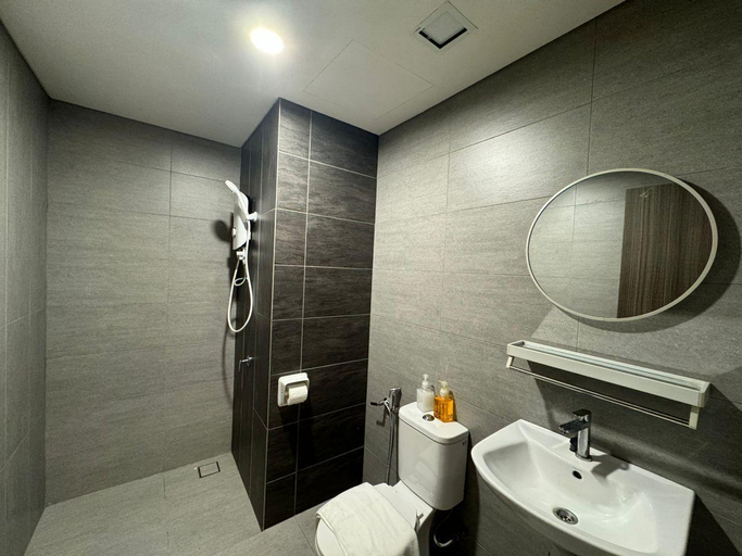 Bathroom 4, Edumetro @ Subang Jaya by Manhattan Group, Subang Jaya