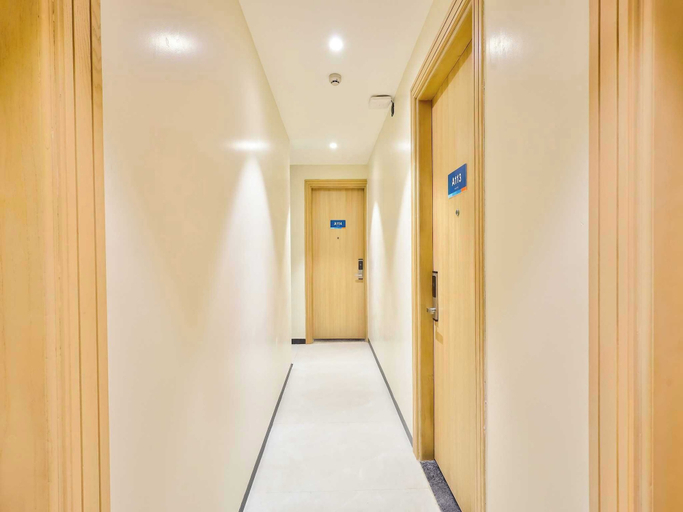 Lobby 3, Palette Hotel Millennium City, Gurgaon