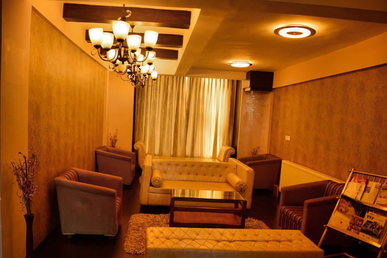 Public Area 2, Pine Spring Resort Gulmarg, Baramulla