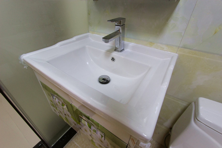 Bathroom 3, An Yongchang Hotel, Shenzhen