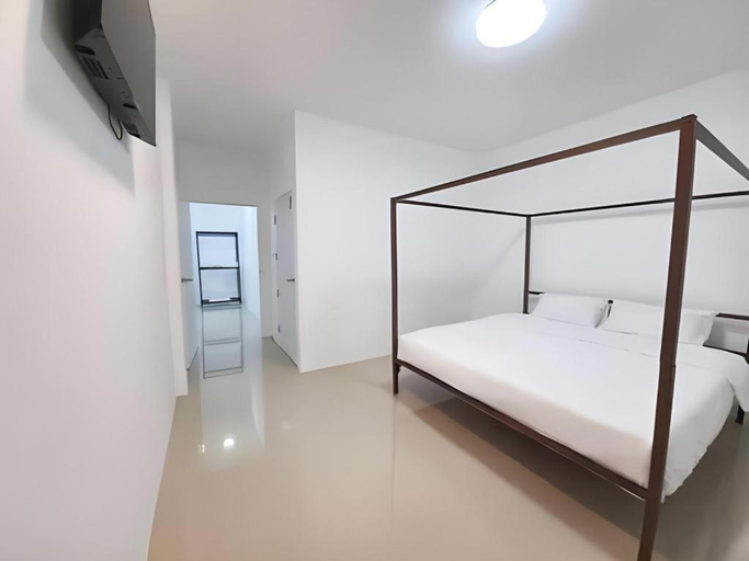 Bedroom, WICKET WHITE VILLA, Photharam