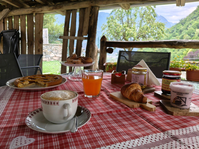 Food & Drinks 5, Bed & Breakfast La Crotta, Aosta