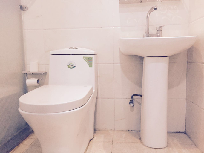 Bathroom, 99 インホテル(北京昌平区回龍觀平西府地下鉄駅)(99优选酒店(北京昌平区回龙观平西府地铁站店)), Beijing