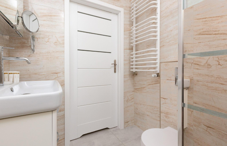 Bathroom 3, P&O Apartments Kasprzaka III, Warsaw