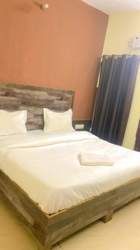 Bedroom 5, Hotel Raas Ramayana, Lucknow