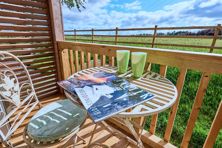 Balcony, Premium Meadow Lodge in Errol, Perthshire and Kinross