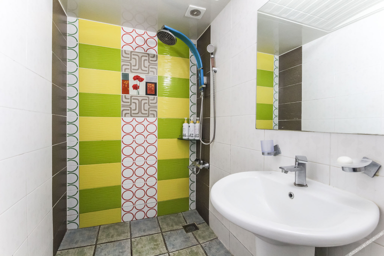 Bathroom 5, Jeonju Gosa-dong Cinema, Jeonju