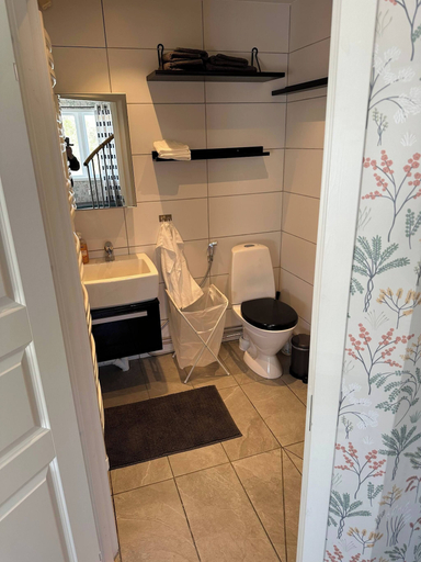 Bathroom 4, Happy Stay Apartment, Kungsbacka