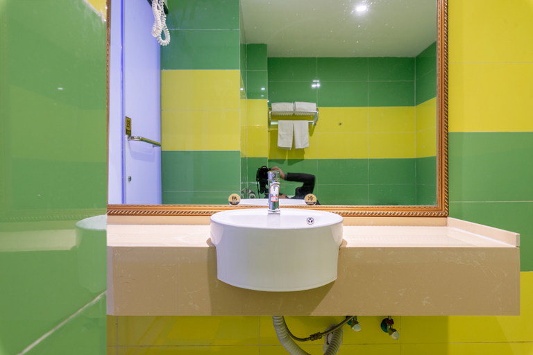 Bathroom 3, Wei'erna Hotel, Wuhan