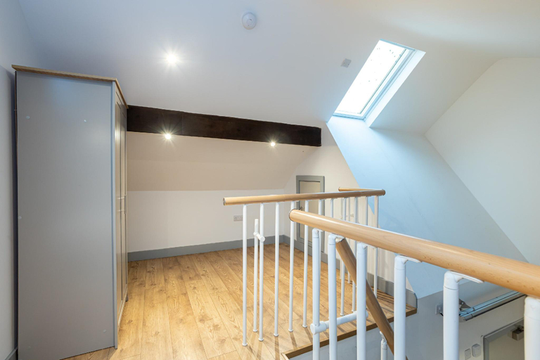 Others 4, Modern Duplex Close to City Centre Old Trafford, Manchester