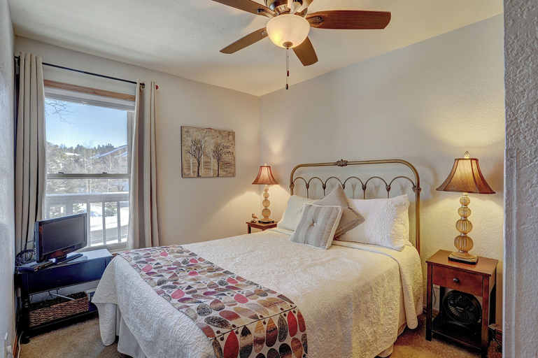 Bedroom 3, Wellington #3 (Townhome with Private Hot Tub), Summit