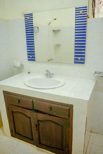 Bathroom 5, LOTUS HOTEL DIEGO, Diana