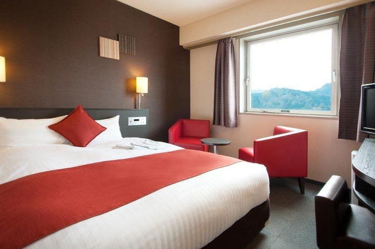 Bedroom 2, Karatsu Daiichi Hotel, Karatsu