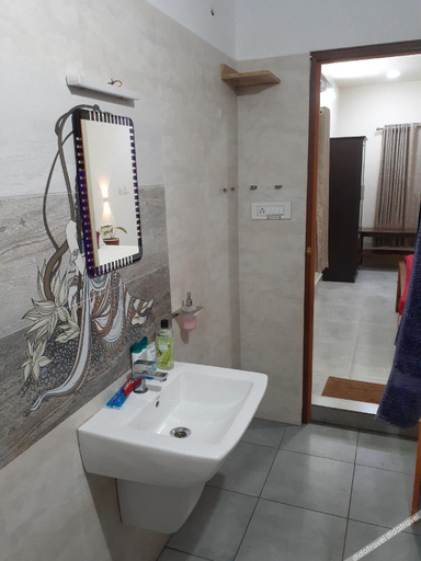 Bathroom 4, NatureVilla Kochi, Ernakulam