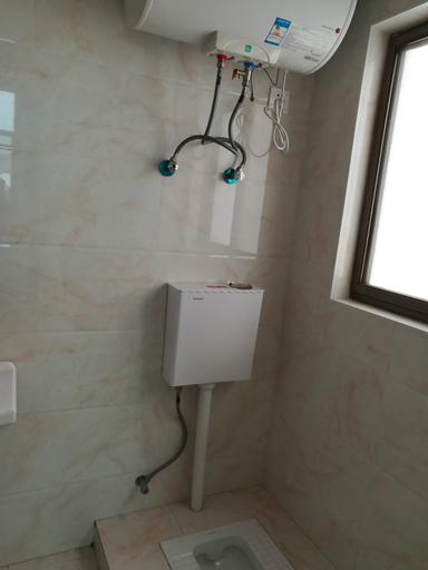 Bathroom 5, Guzhen Inn, Shangrao