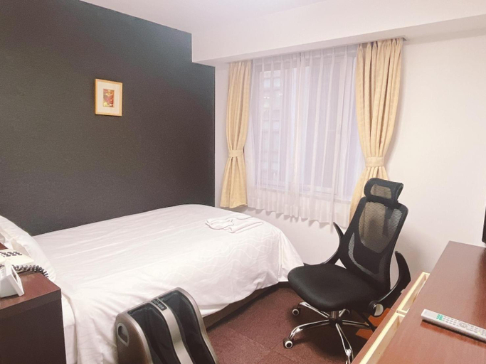 Bedroom 2, Hotel Shin Osaka / Vacation STAY 81493, Osaka
