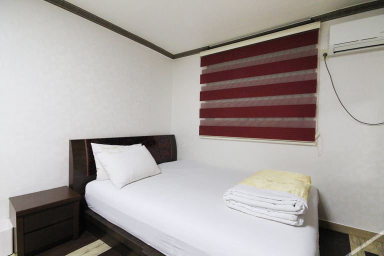 Bedroom 2, Jeonju Gosa-dong Cinema, Jeonju
