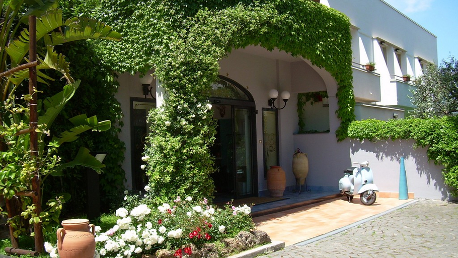 Exterior & Views 2, Baia Hotel, Salerno