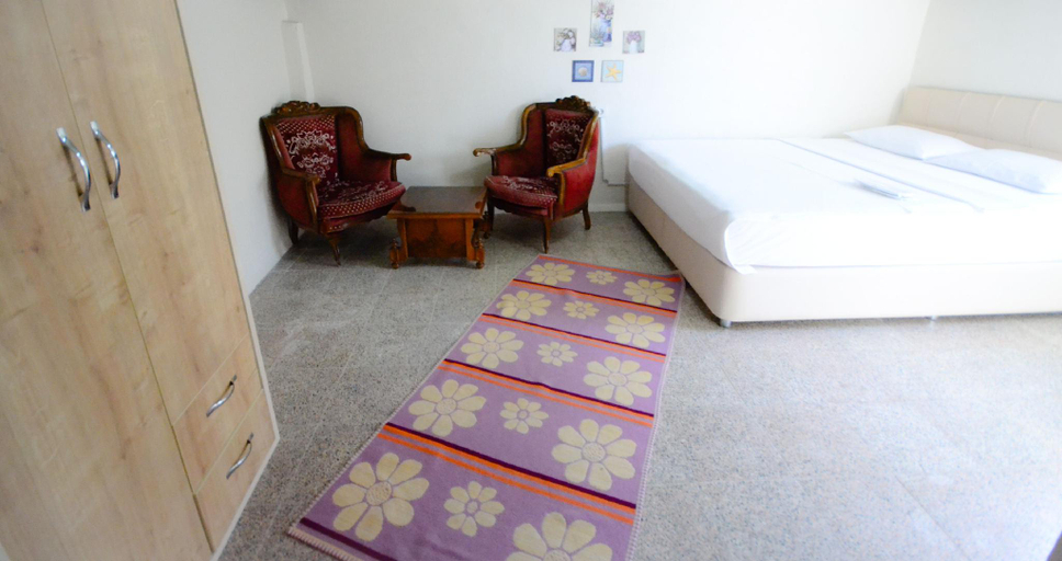Bedroom 4, Ayvalik Moda Pansiyon, Ayvalık