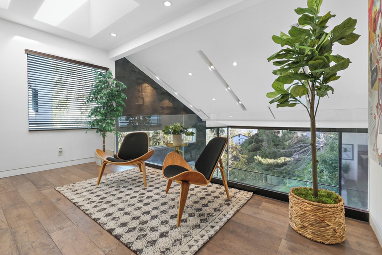 Interior detail 2, Franklin Modern, Los Angeles