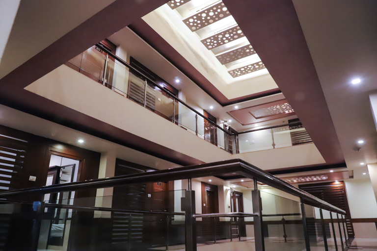 Public Area, Hotel Vijan Palace Jabalpur, Jabalpur