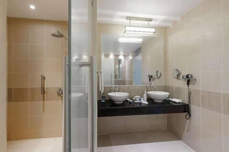 Bathroom, Transcorp Metropolitan Hotel And Conference, Calabar