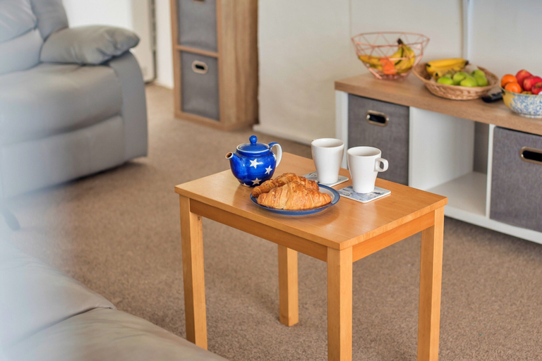Living room 2, Charming Snowdonia Slate Cottage, Pembrokeshire