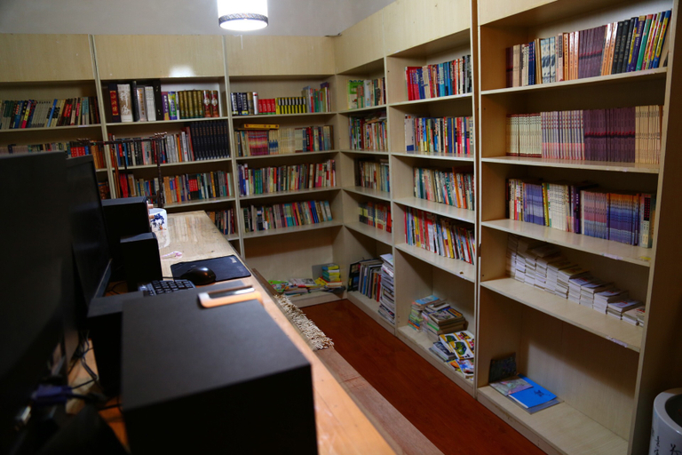 Others 4, Xiangyanghua Leisure Hostel, Dali Bai